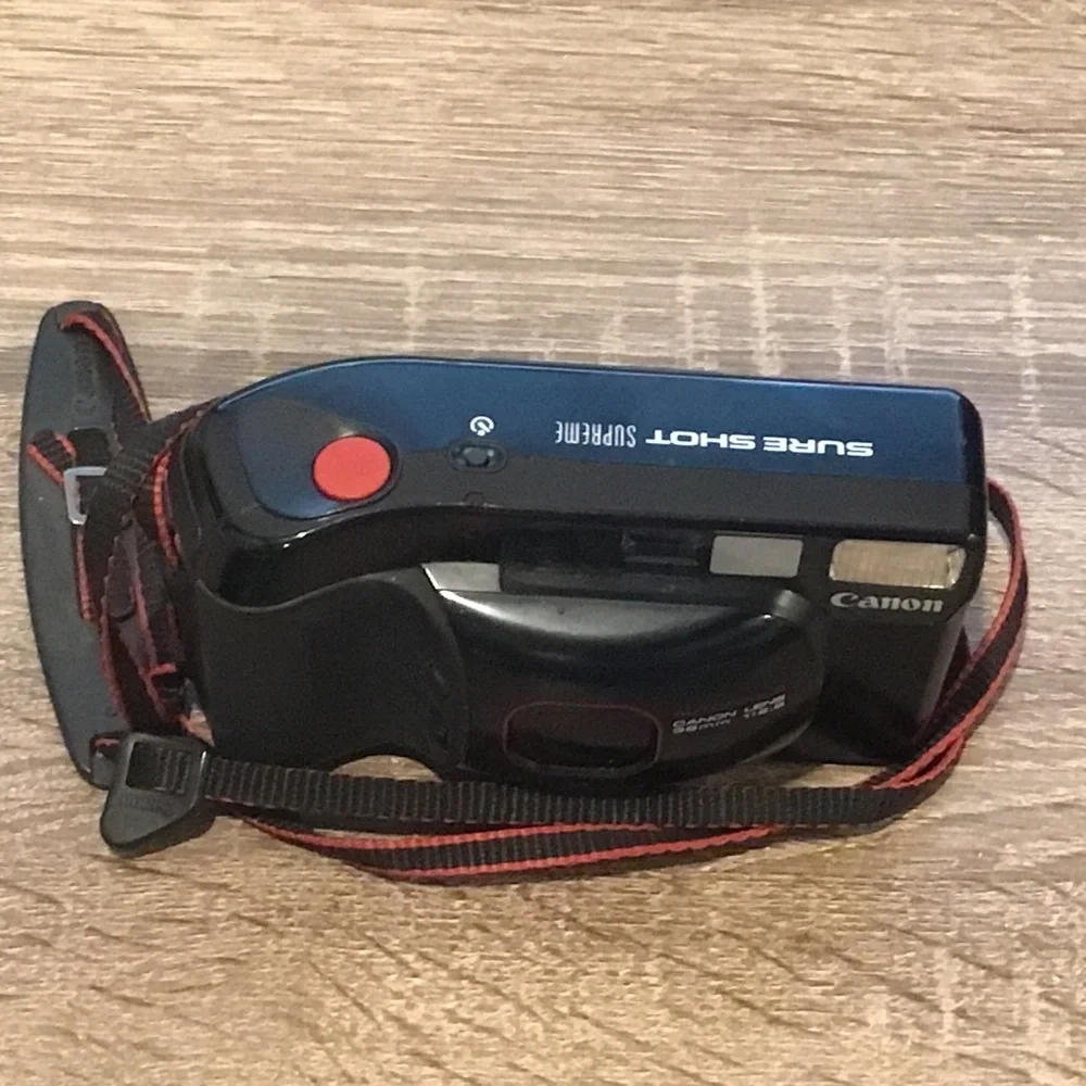 Canon Sureshot Supreme 35mm Film Camera with Original Case NOT TESTED
